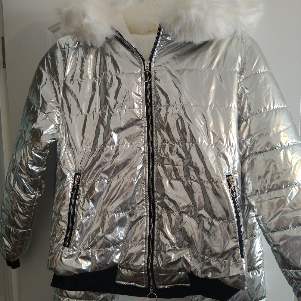 Ski suit